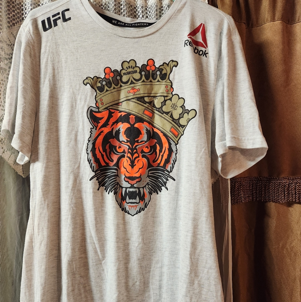 Mens reebok ufc tee